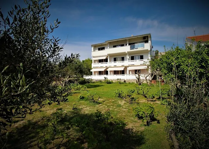 Pensionat Double Pag 13060a